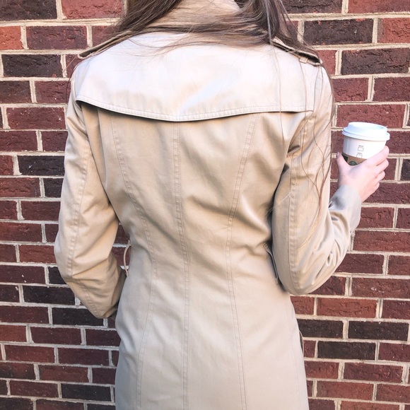 Burberry Trench Coat - Picture 4 of 8